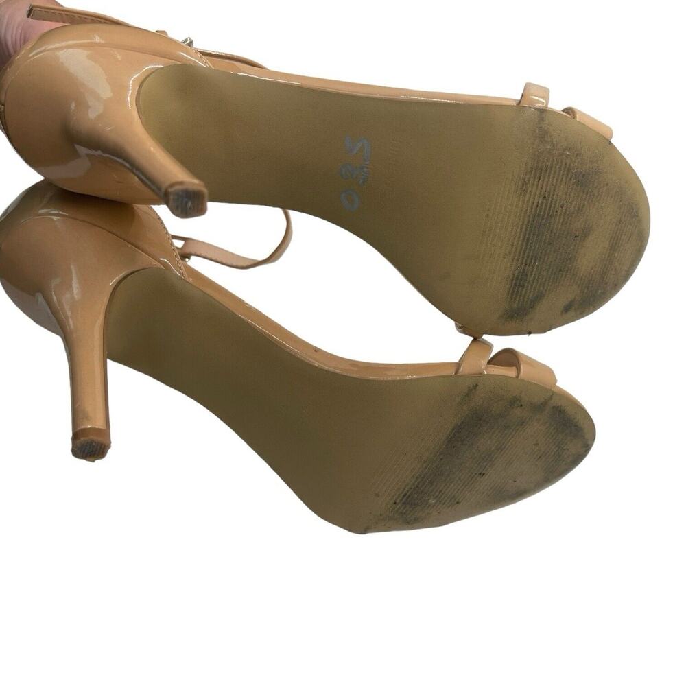 Nine West 10 Strappy Heels Nude Faux Patent Ankle Strap Stiletto Open Toe - Picture 10 of 10